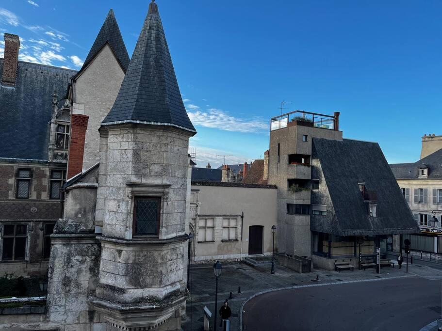 Superbe Appartement Centre Ville Bourges Exterior photo